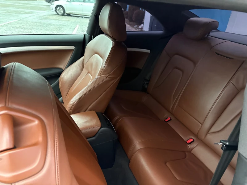 Audi A5 2.7 TDI, снимка 10 - Автомобили и джипове - 53243724