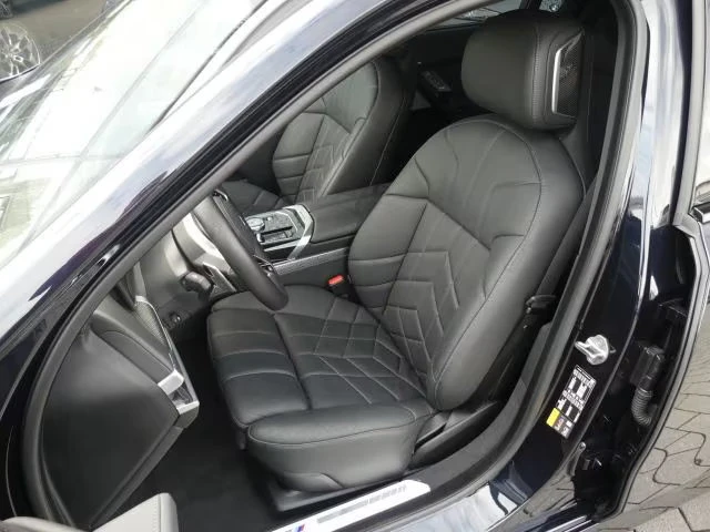 BMW i7 eDRIVE/455HP/M-SPORT-PRO/PANO/MASS/HUD/360/860v - изображение 7