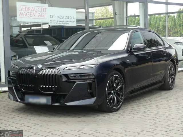 BMW i7 eDRIVE/455HP/M-SPORT-PRO/PANO/MASS/HUD/360/860v