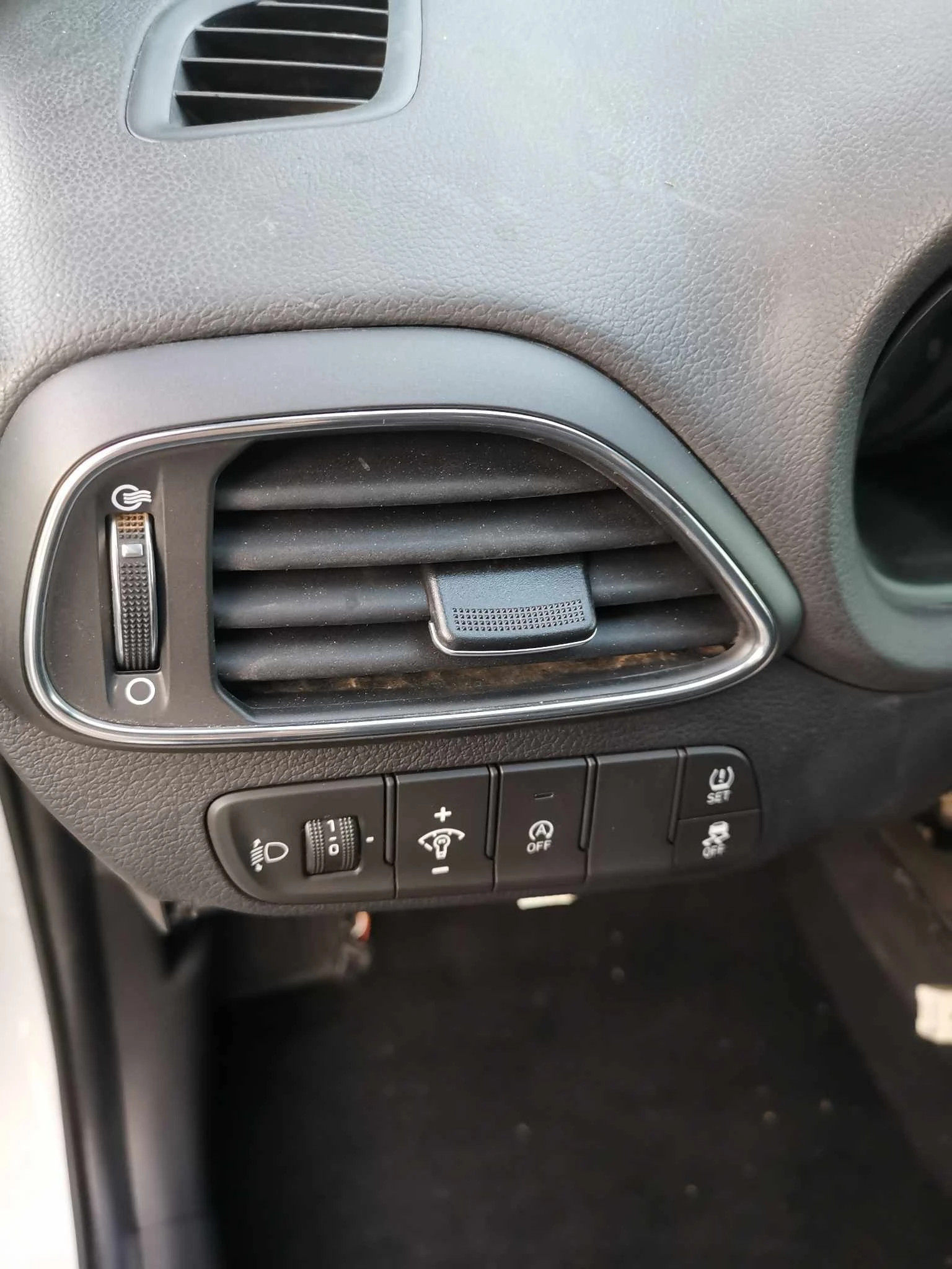 Hyundai I30 1.5i | Mobile.bg — изображение 11