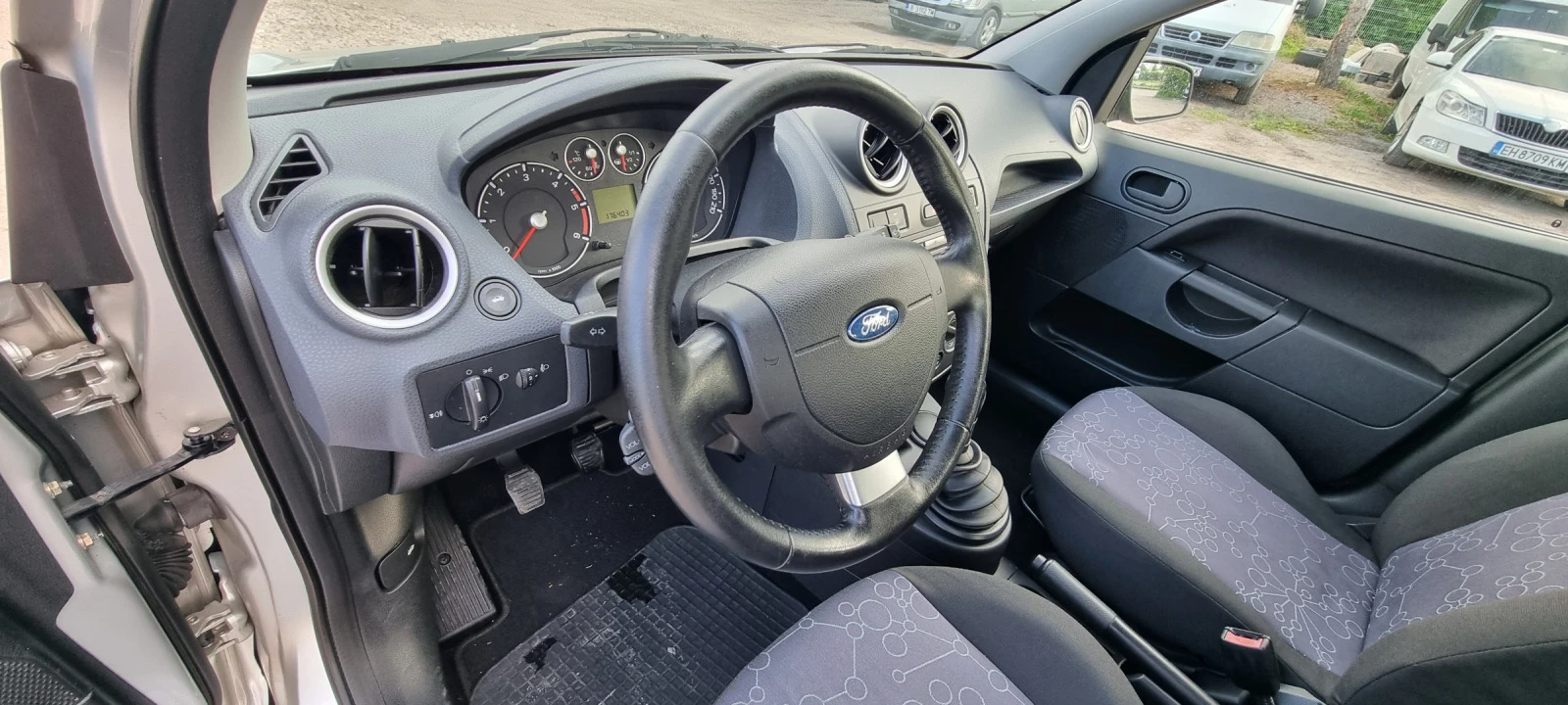 Ford Fiesta 1.4 TDCI 68k.c ITALIA EURO 4 - изображение 8