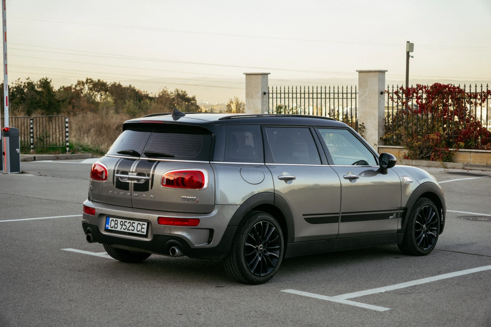 Mini Clubman Cooper S ALL4 - изображение 2