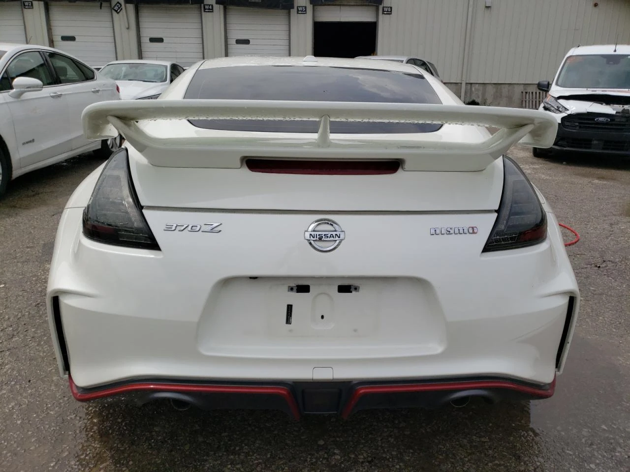 Nissan 370Z NISMO - изображение 5
