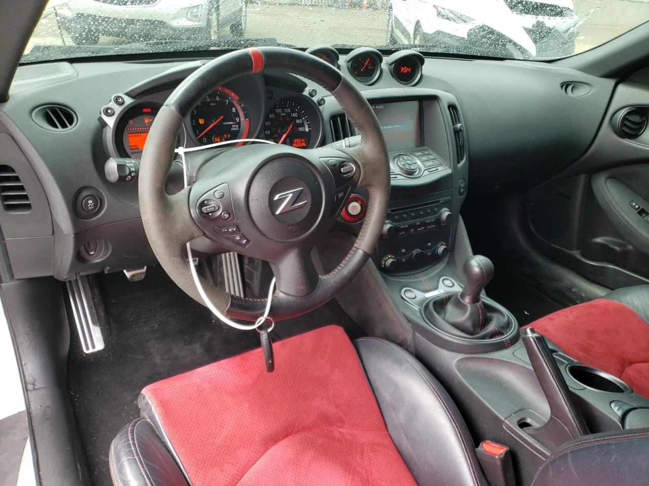 Nissan 370Z NISMO - изображение 8