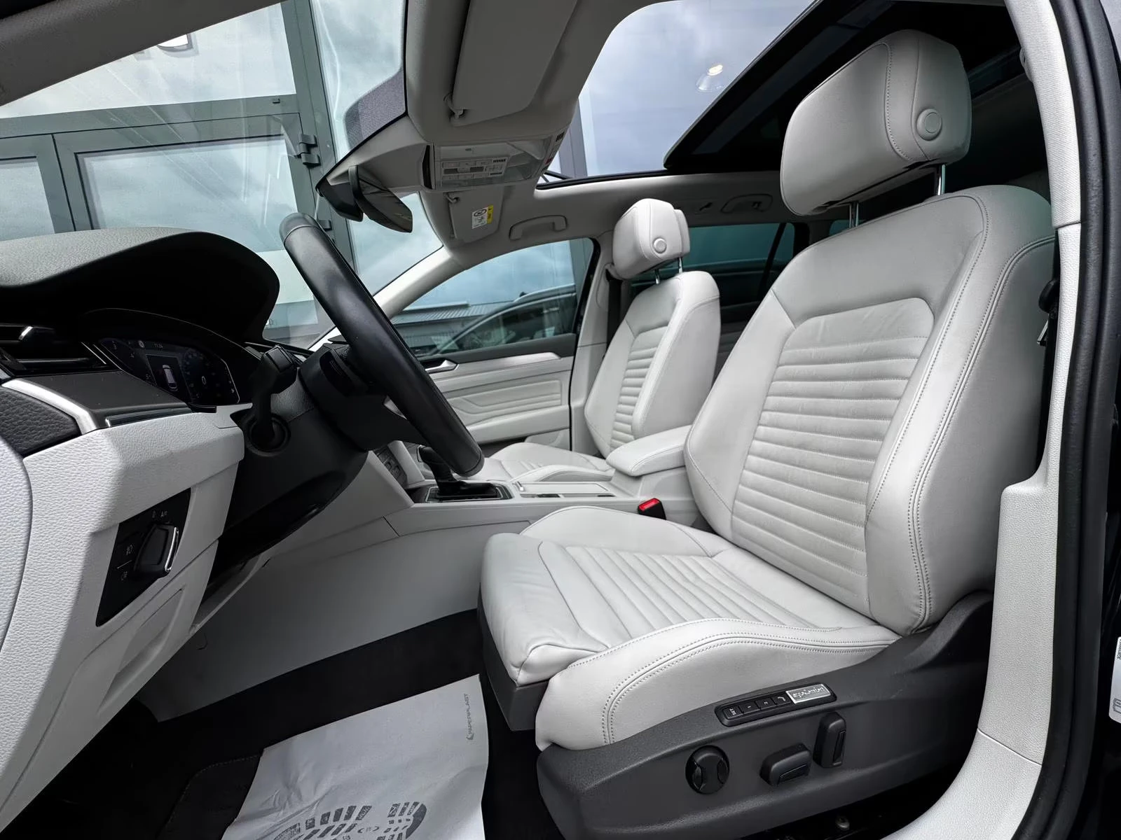 VW Passat 2.0TDI/VARIANT/150HP/DSG/MEMO/AHK/PANO/AMBI/549f - изображение 6