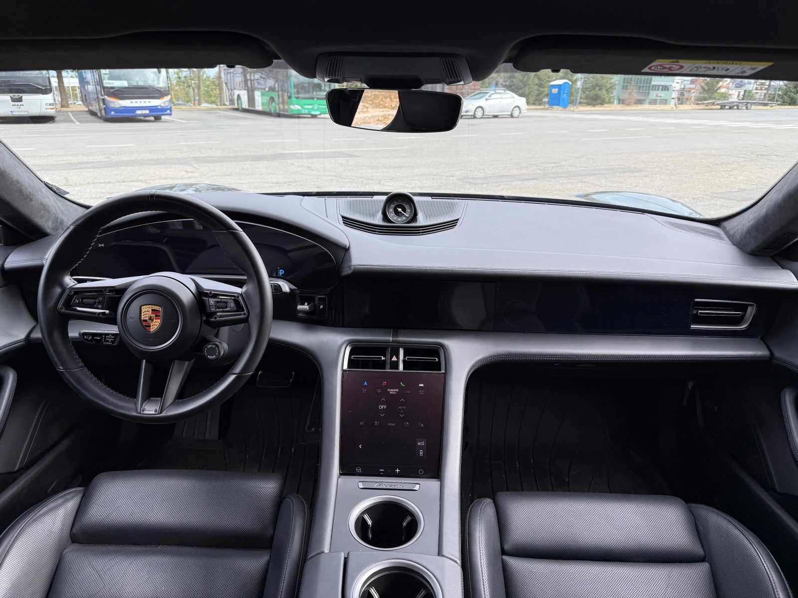 Porsche Taycan TURBO - изображение 9