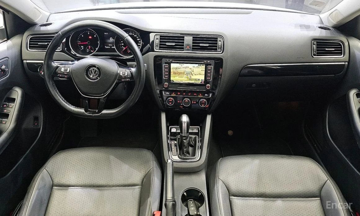 VW Jetta  - изображение 7