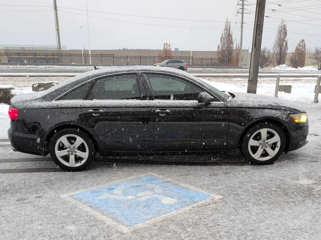 Audi A6 * quattro 2.0T Premium * CARFAX * ФИНАНСИРАНЕ  - изображение 3