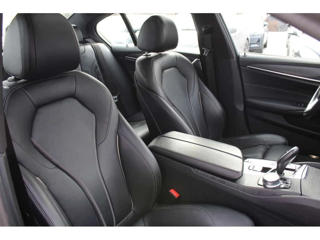 BMW 530 * 530i xdrive luxury line toit navi led mags 19 , снимка 14 - Автомобили и джипове - 53801367