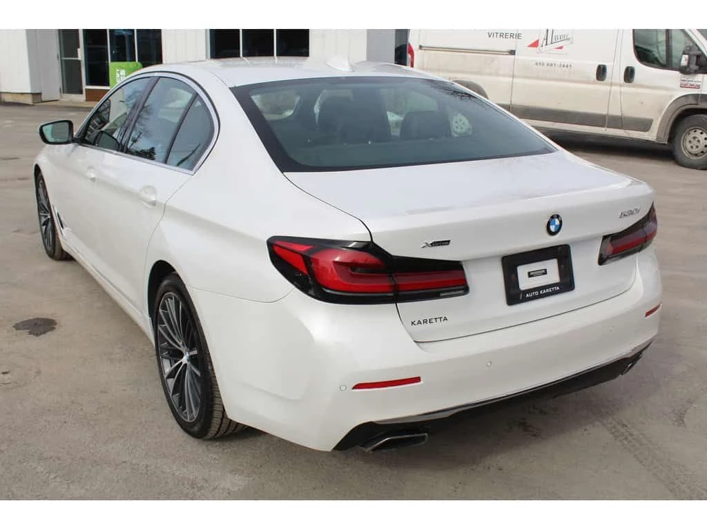 BMW 530 * 530i xdrive luxury line toit navi led mags 19 , снимка 3 - Автомобили и джипове - 53801367