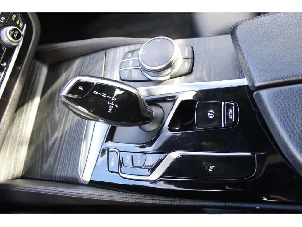 BMW 530 * 530i xdrive luxury line toit navi led mags 19 , снимка 13 - Автомобили и джипове - 53801367