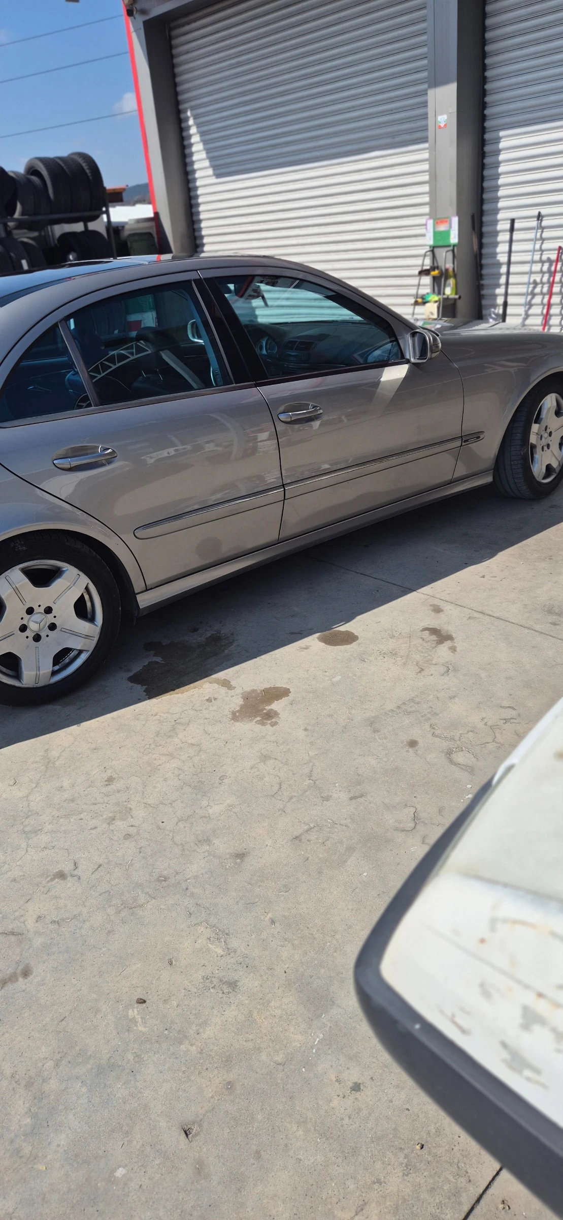 Mercedes-Benz E 320 W211, снимка 3 - Автомобили и джипове - 53945292