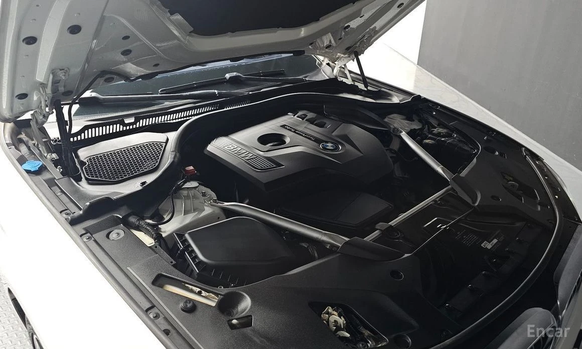 BMW 520, снимка 6 - Автомобили и джипове - 54081694