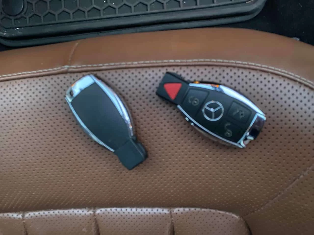 Mercedes-Benz CLS 550 AMG LINE/КЛИП/2 КЛЮЧА/ПОДГРЕВ/ОБДУХ/ПАМЕТ, снимка 10 - Автомобили и джипове - 54215321