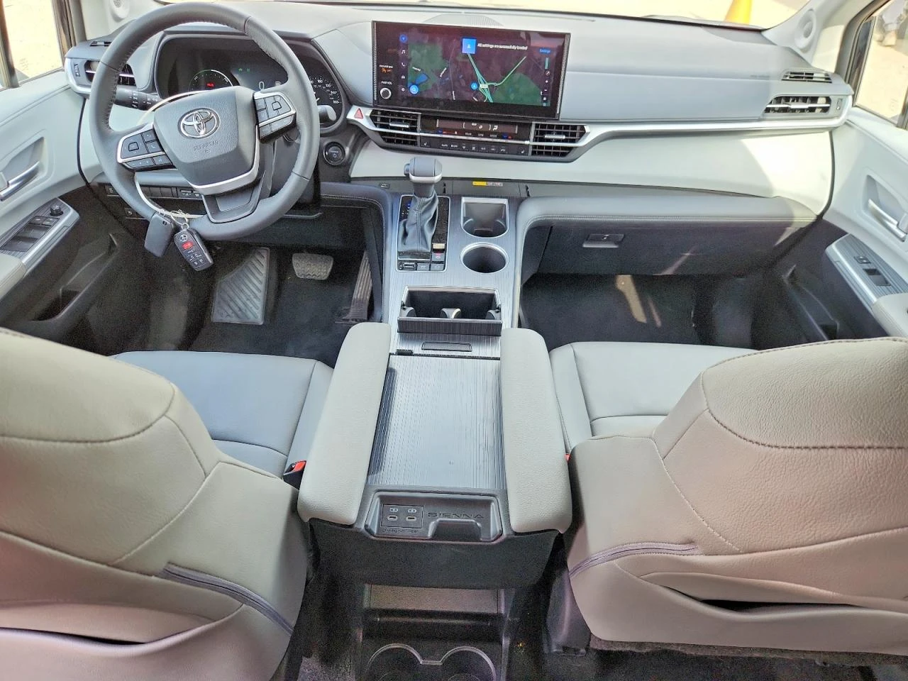 Toyota Sienna 2.5l Xle 7-Passenger, снимка 8 - Автомобили и джипове - 54501207