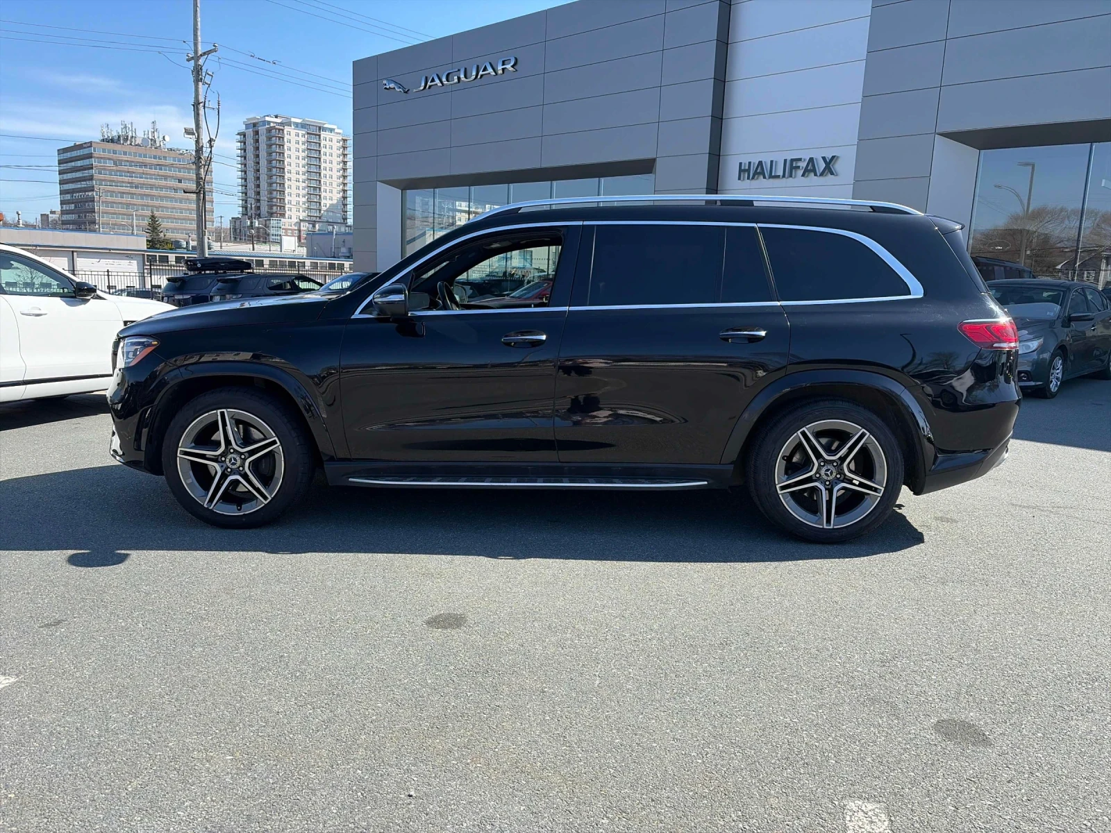 Mercedes-Benz GLS 450 CARFAX * АВТОКРЕДИТ * ПРОГНОЗНА ЦЕНА ДО БГ, снимка 2 - Автомобили и джипове - 54528296