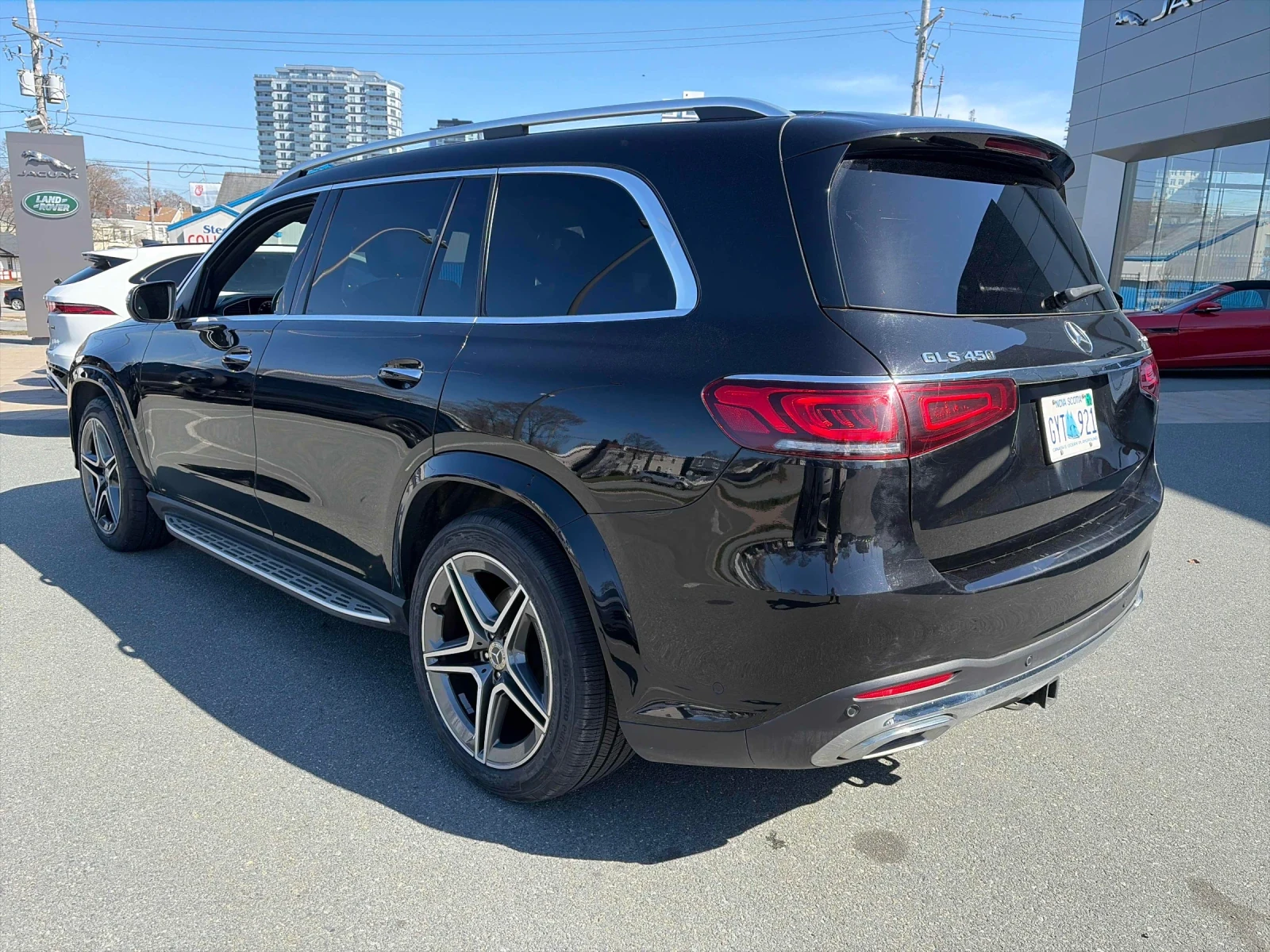 Mercedes-Benz GLS 450 CARFAX * АВТОКРЕДИТ * ПРОГНОЗНА ЦЕНА ДО БГ, снимка 11 - Автомобили и джипове - 54528296