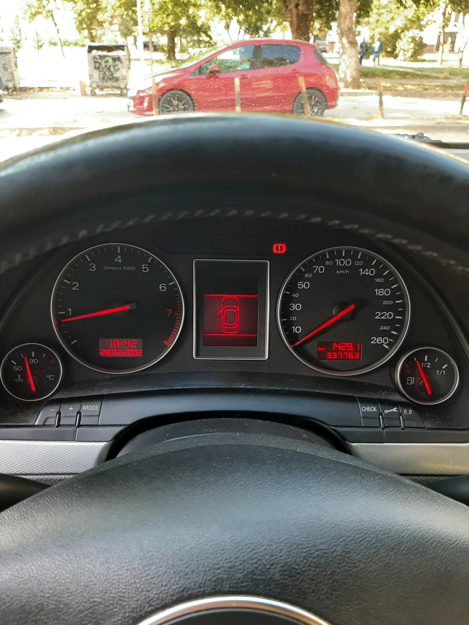 Audi A4 B6, снимка 9 - Автомобили и джипове - 54870844