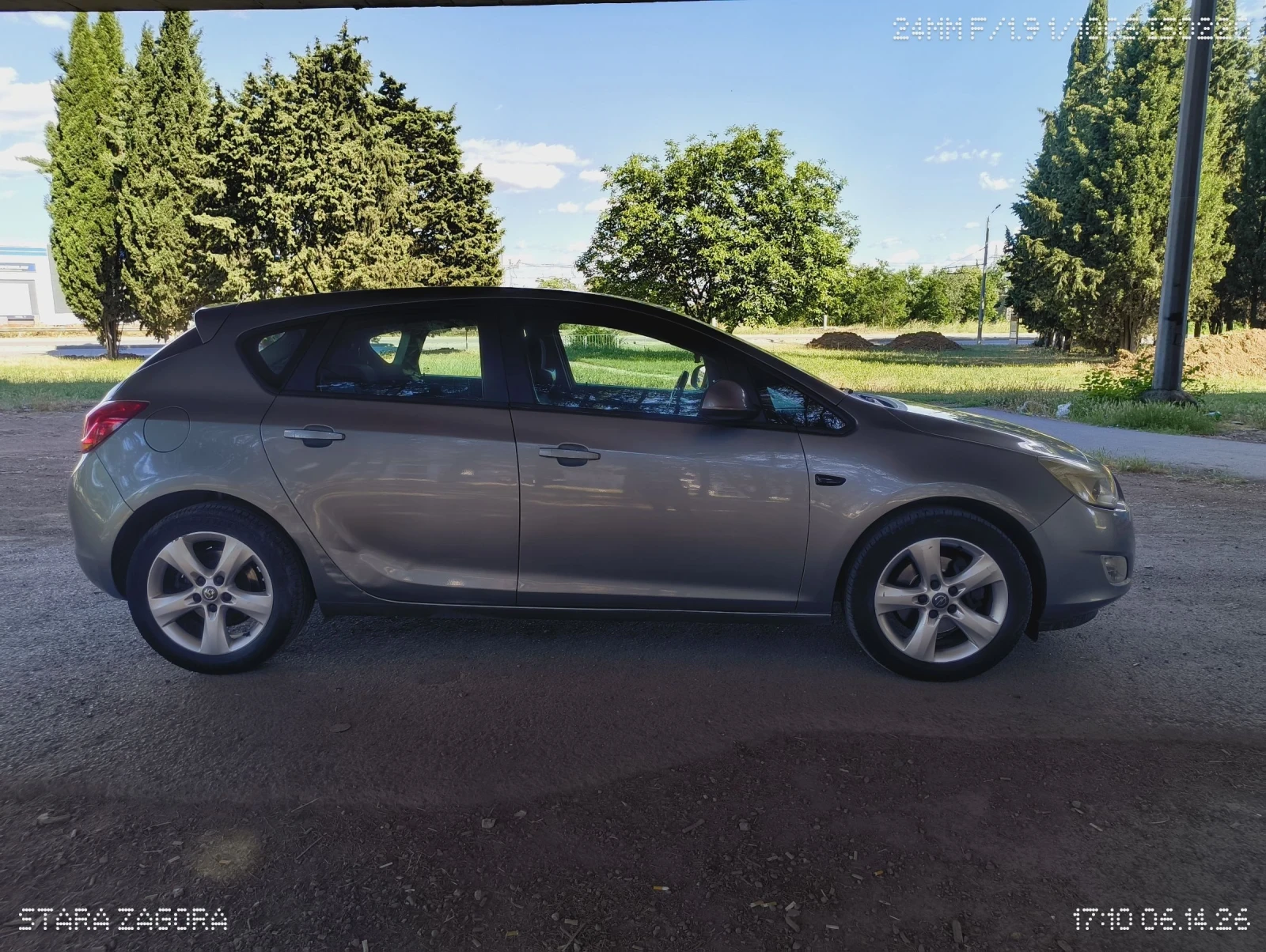 Opel Astra 1.7cdti, снимка 3 - Автомобили и джипове - 54906062
