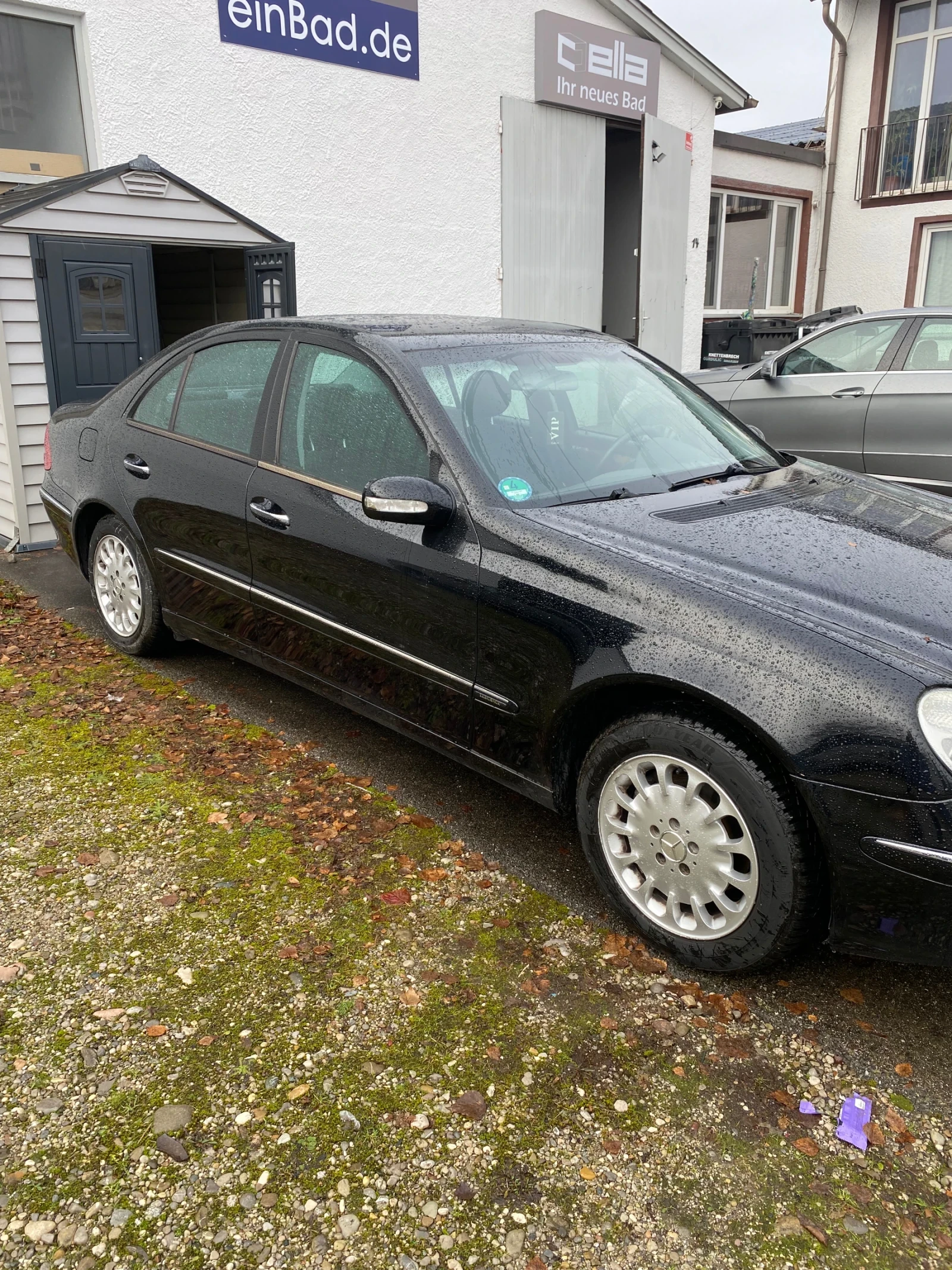 Mercedes-Benz E 240