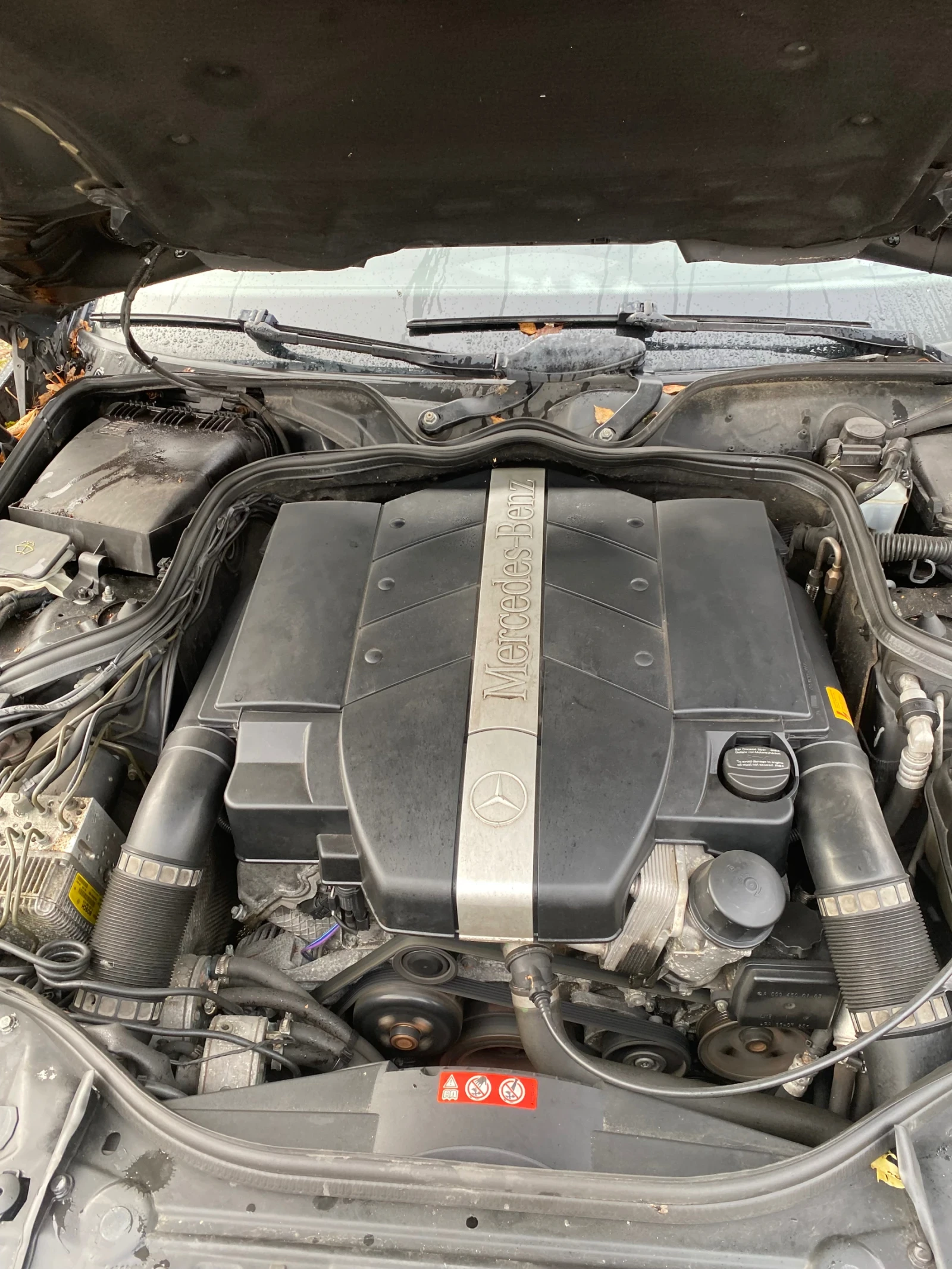 Mercedes-Benz E 240, снимка 9 - Автомобили и джипове - 55042384