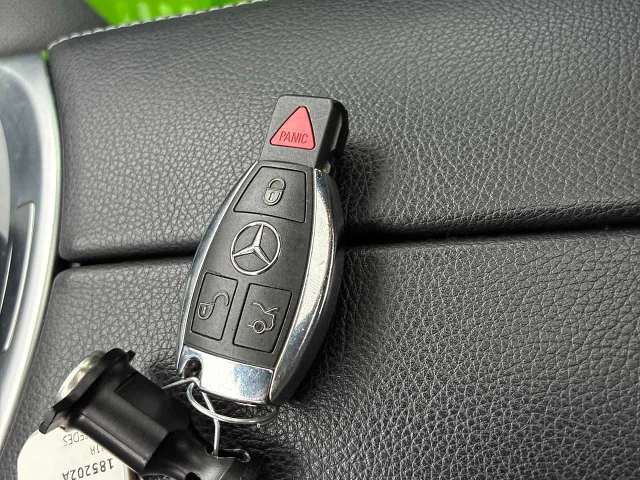 Mercedes-Benz C 300 4MATIC/ПАНОРАМА/ПОДГРЕВИ, снимка 12 - Автомобили и джипове - 55372649