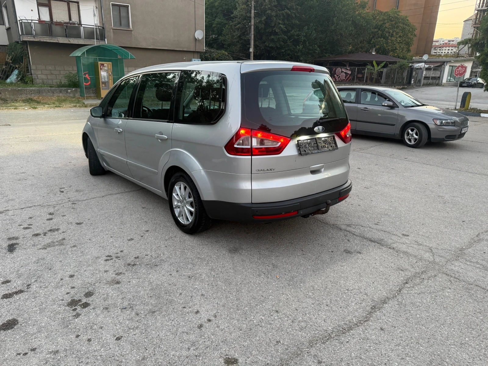 Ford Galaxy 2.0 Trend, снимка 3 - Автомобили и джипове - 55561569