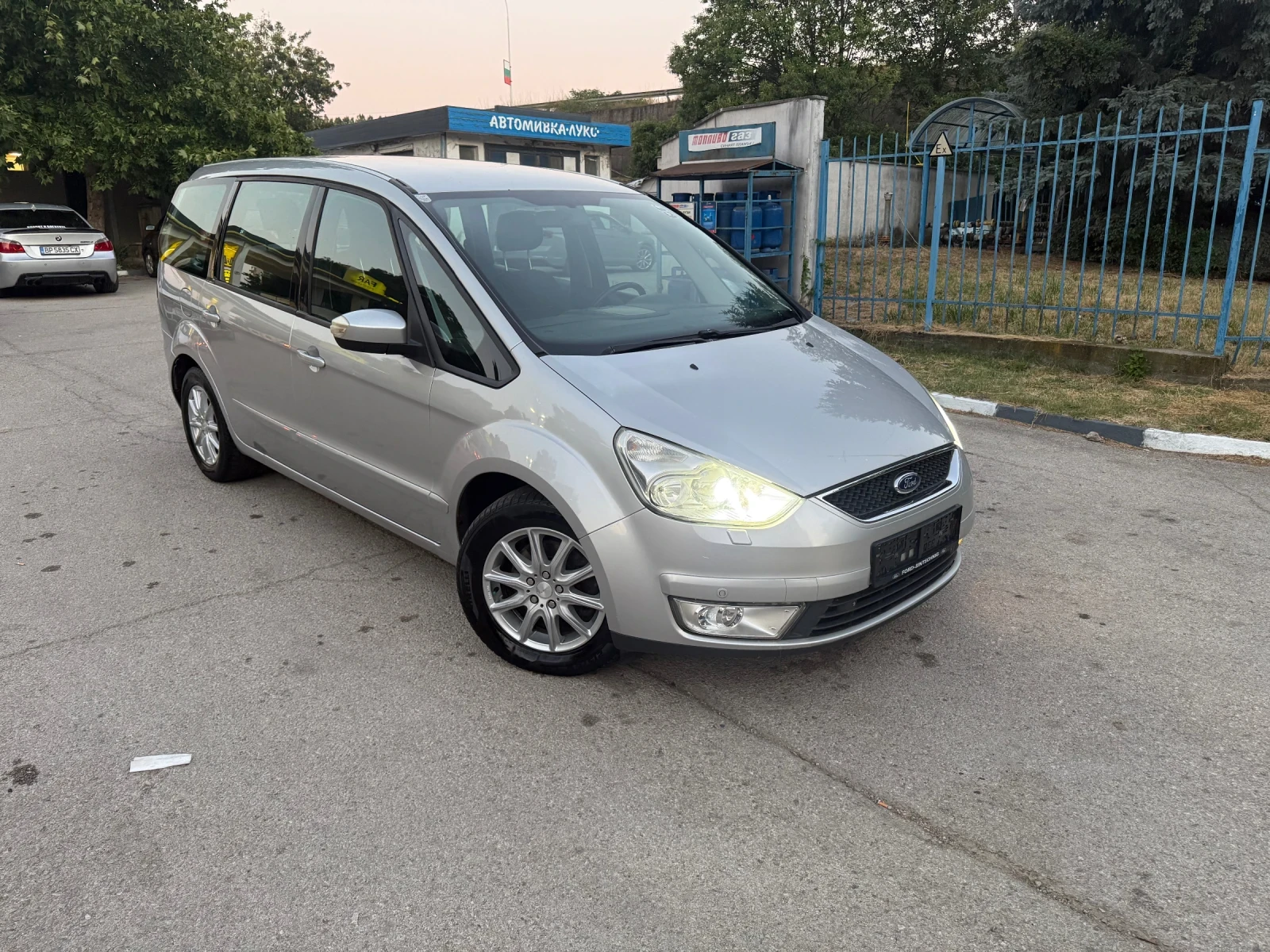 Ford Galaxy 2.0 Trend, снимка 7 - Автомобили и джипове - 55561569