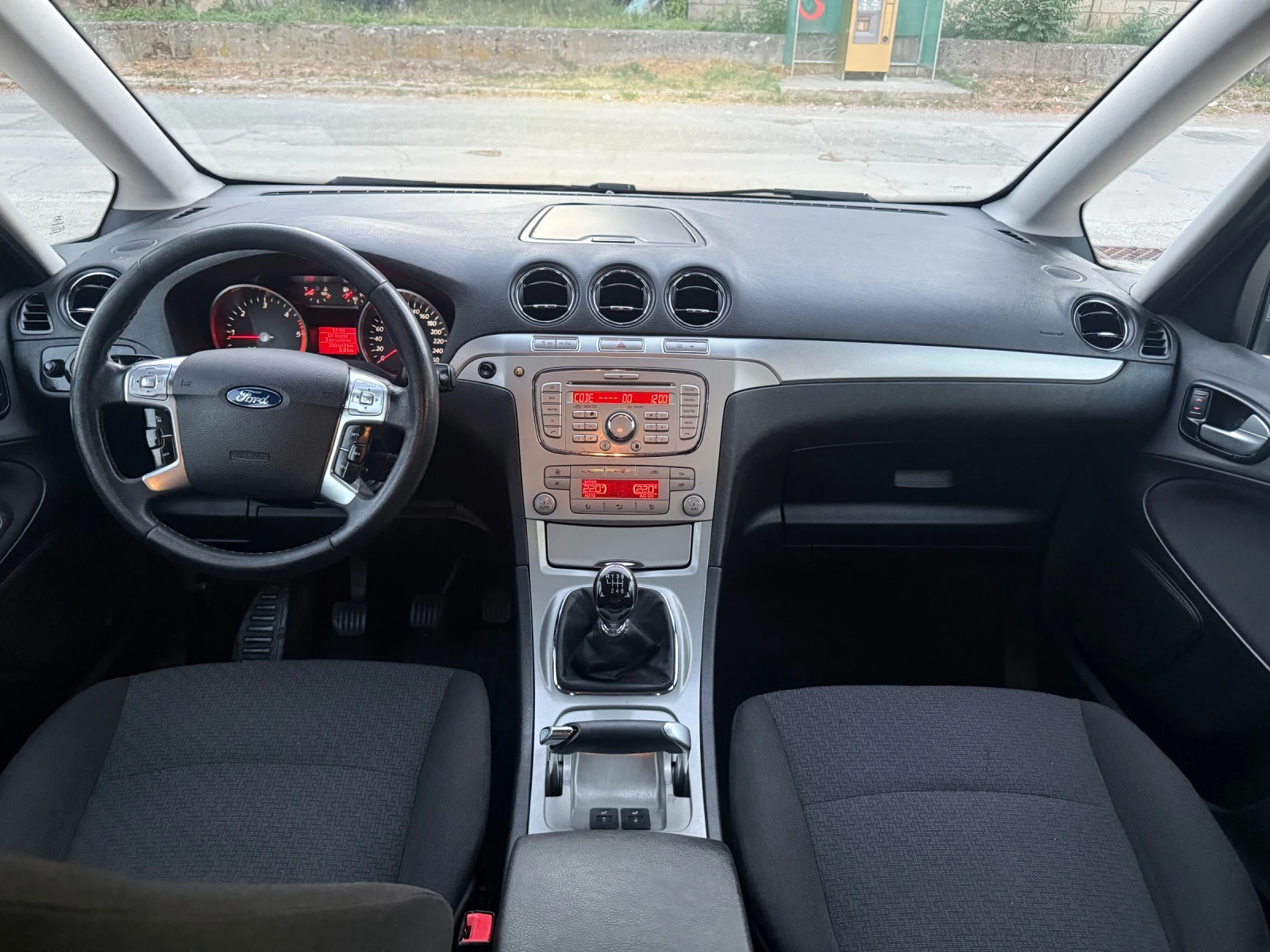 Ford Galaxy 2.0 Trend, снимка 13 - Автомобили и джипове - 55561569