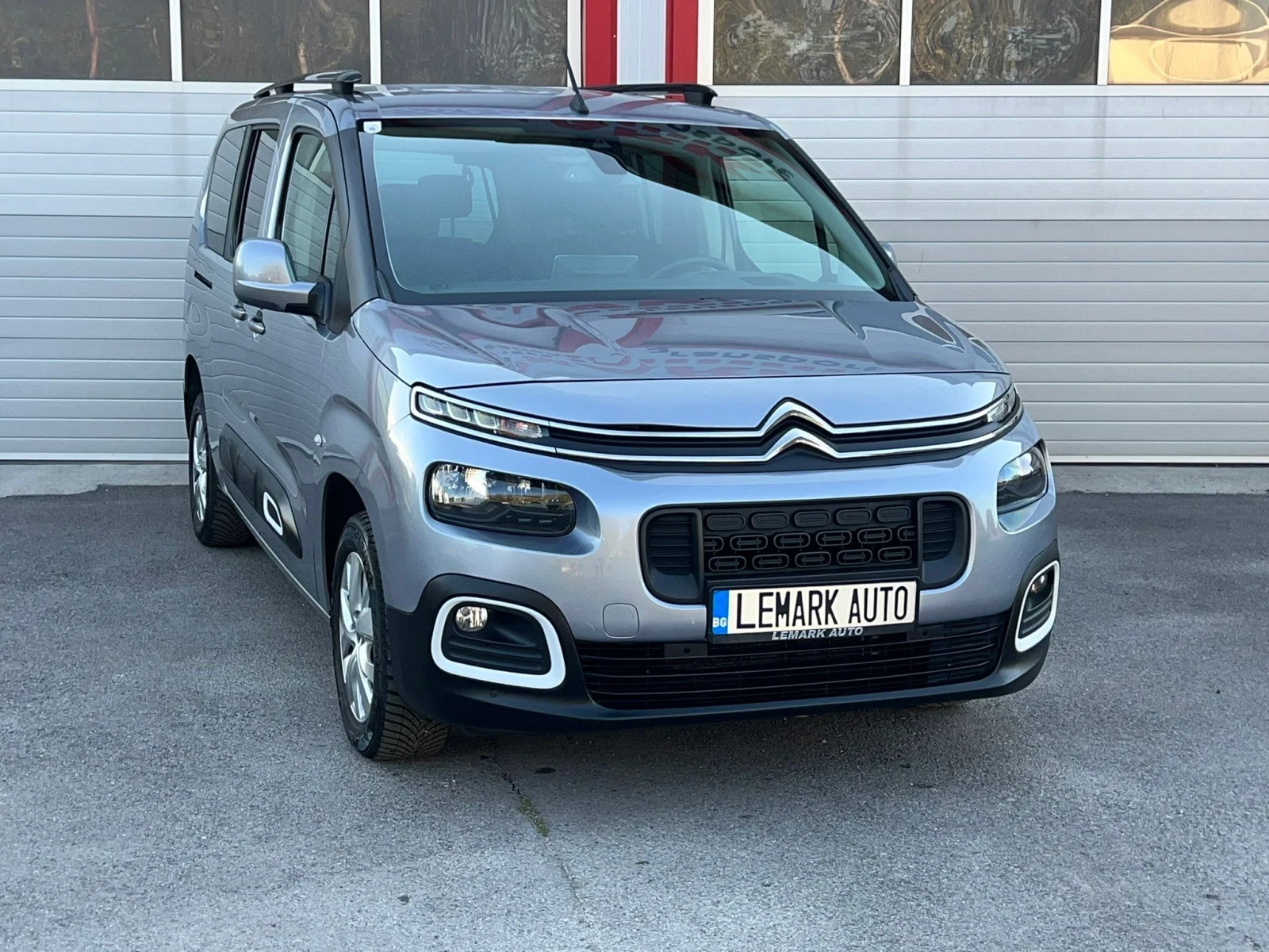 Citroen Berlingo 1.5BLUEHDI AUTOMATIK HED-UP NAVI EVRO 6B ЛИЗИНГ!!!, снимка 6 - Автомобили и джипове - 56071397