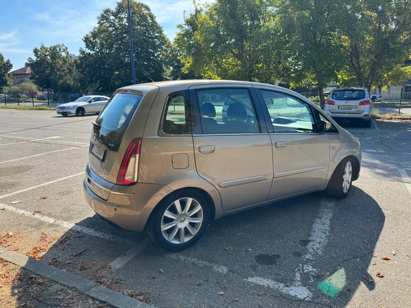 Lancia Musa 1.3 Multijet, снимка 5 - Автомобили и джипове - 56166936