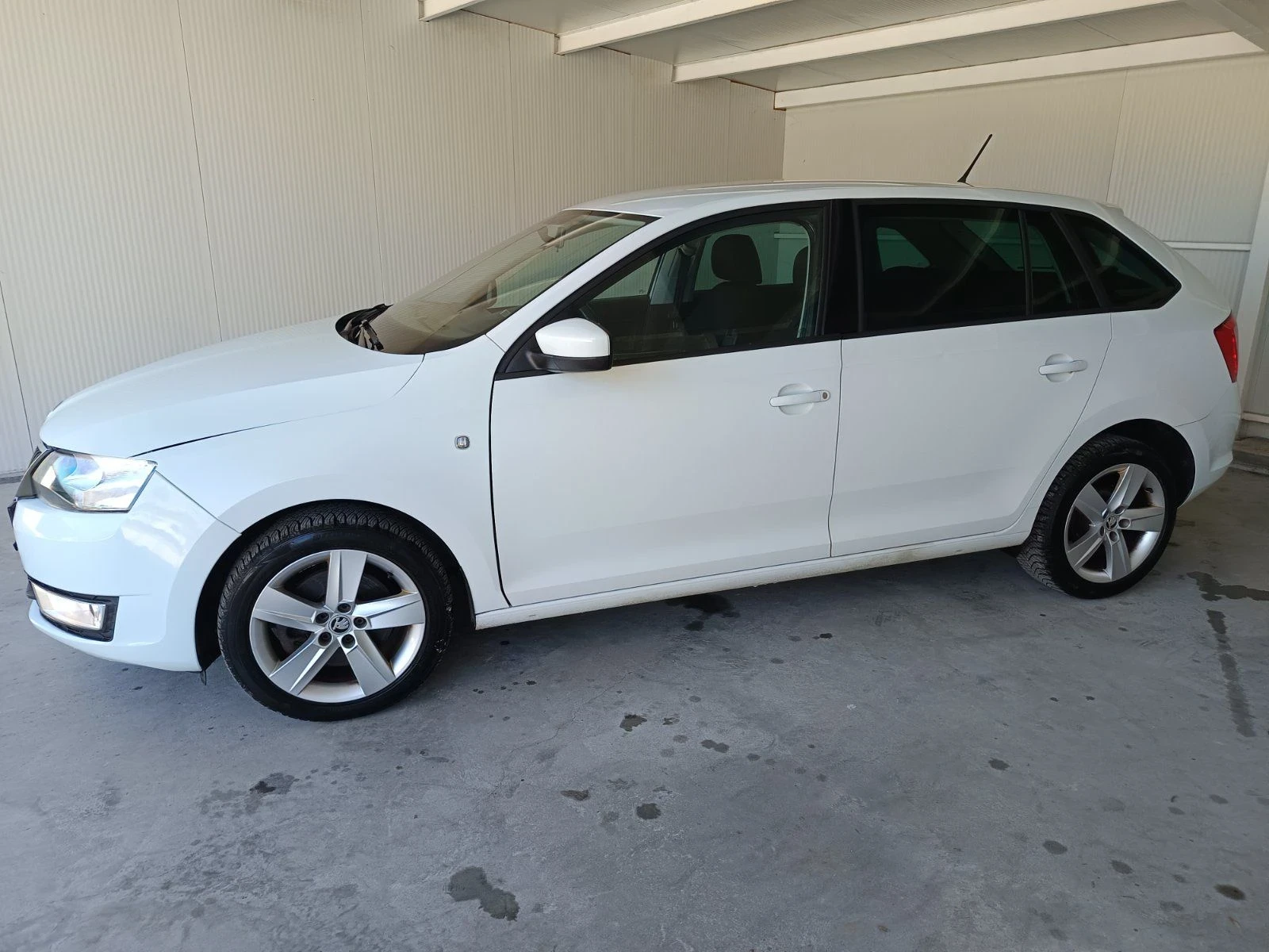 Skoda Rapid 1.2, снимка 4 - Автомобили и джипове - 56599830