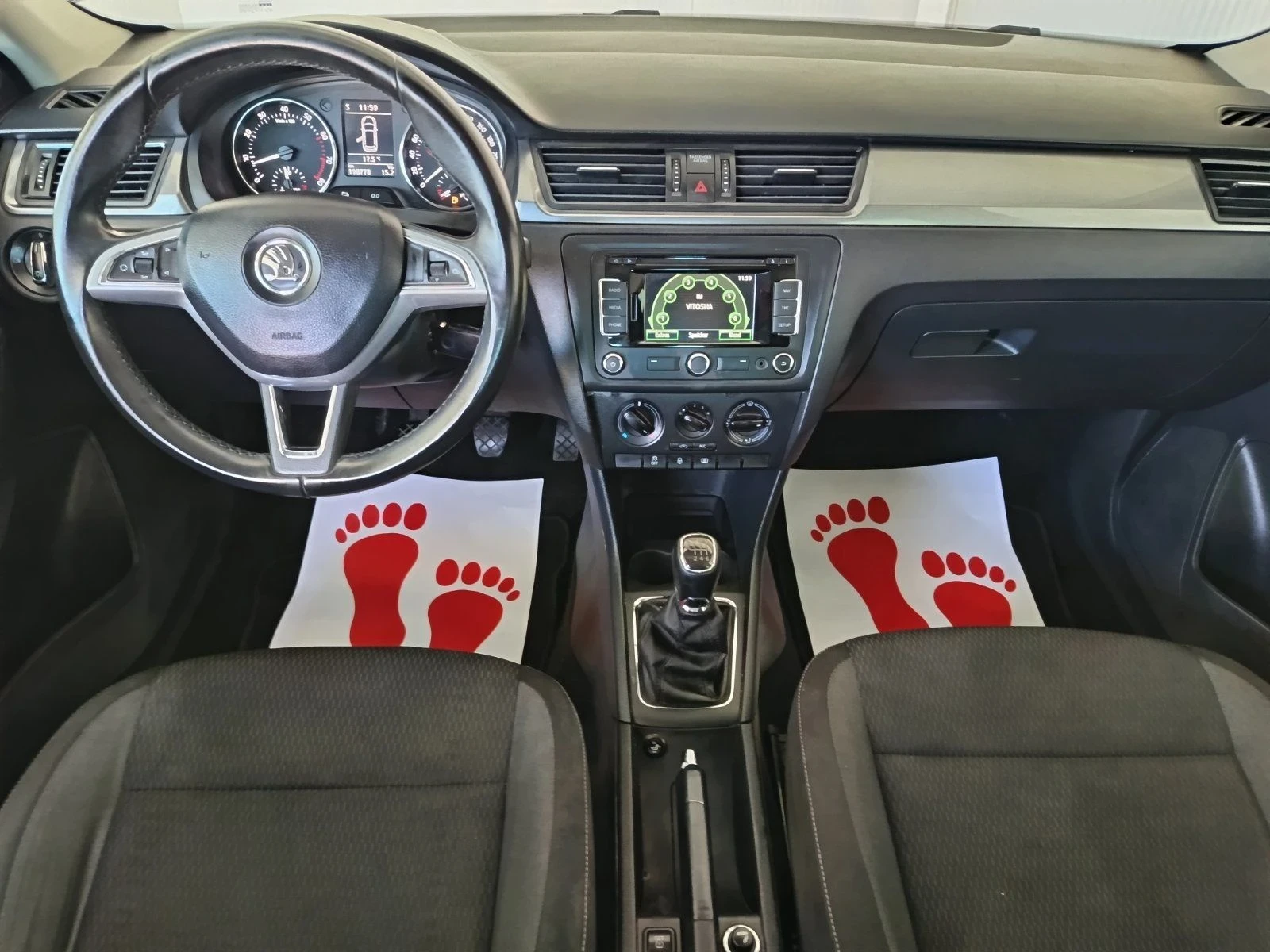 Skoda Rapid 1.2, снимка 10 - Автомобили и джипове - 56599830