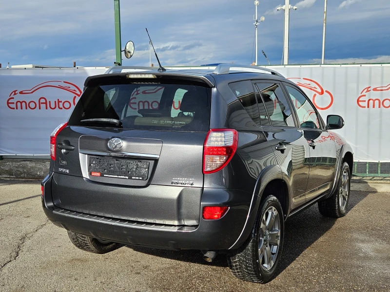 Toyota Rav4 CROSSOVER/4x4/КАМЕРА/ПОДГРЕВ/БЛУТУТ, снимка 3 - Автомобили и джипове - 48040627