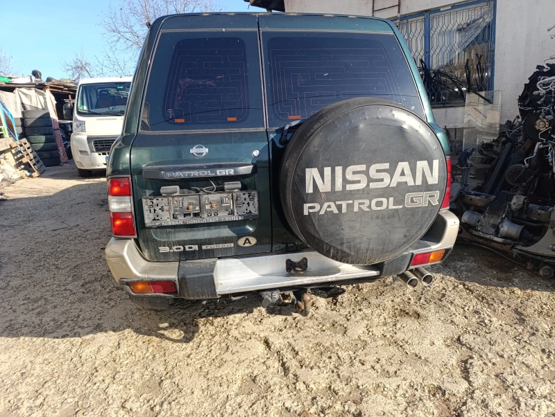 Nissan Patrol 3.0д , снимка 4 - Автомобили и джипове - 48043990