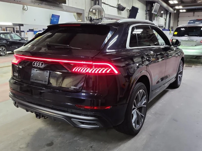 Audi Q8 S-line* Обдух* Progressiv* Matrix , снимка 3 - Автомобили и джипове - 52317917