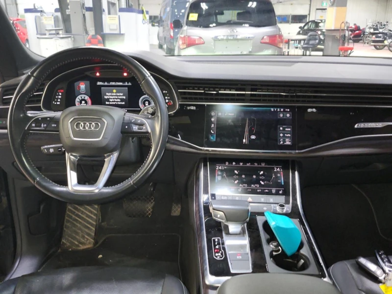 Audi Q8 S-line* Обдух* Progressiv* Matrix , снимка 9 - Автомобили и джипове - 52317917