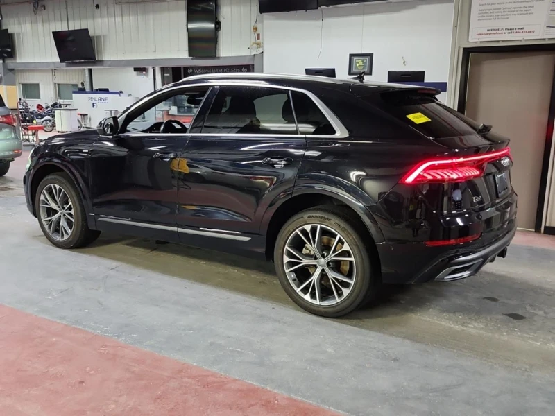 Audi Q8 S-line* Обдух* Progressiv* Matrix , снимка 4 - Автомобили и джипове - 52317917