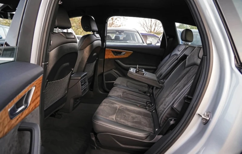 Audi Q7 55 TFSI Quattro, снимка 8 - Автомобили и джипове - 52466168