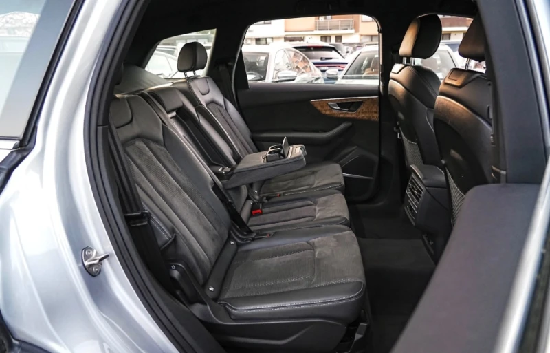 Audi Q7 55 TFSI Quattro, снимка 7 - Автомобили и джипове - 52466168
