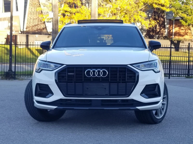 Audi Q3 45 TFSI* B&O* DISTRONIC* ПАНОРАМА* КАМЕРА* ПОДГРЕВ, снимка 2 - Автомобили и джипове - 52474609