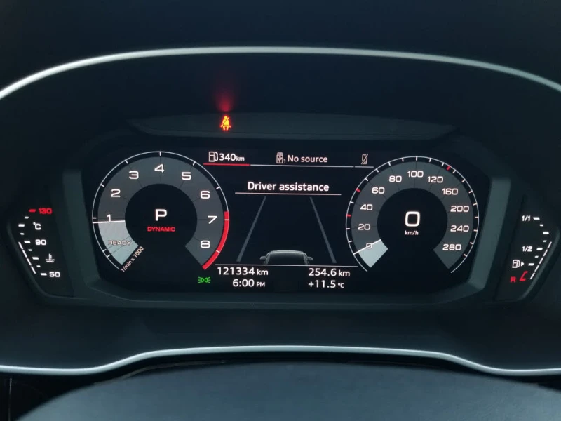 Audi Q3 45 TFSI* B&O* DISTRONIC* ПАНОРАМА* КАМЕРА* ПОДГРЕВ, снимка 12 - Автомобили и джипове - 52474609