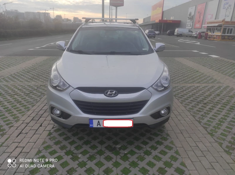 Hyundai IX35 AWD, снимка 3 - Автомобили и джипове - 52773447