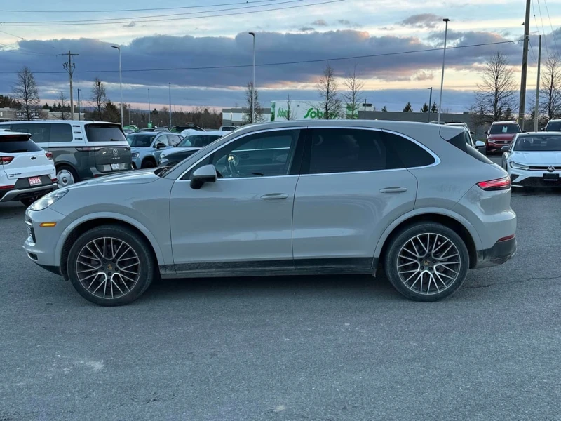 Porsche Cayenne 2022 AWD * CARFAX * БЕЗ ПЪРВОНАЧАЛНА ВНОСКА, снимка 3 - Автомобили и джипове - 52852240