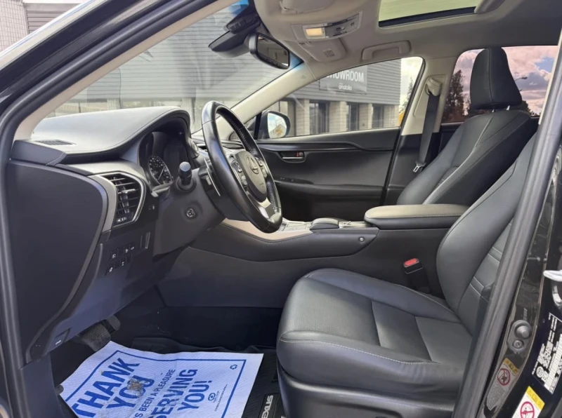 Lexus NX 300 Без инциденти * * Черен интериор * * Carfax, снимка 7 - Автомобили и джипове - 53377475