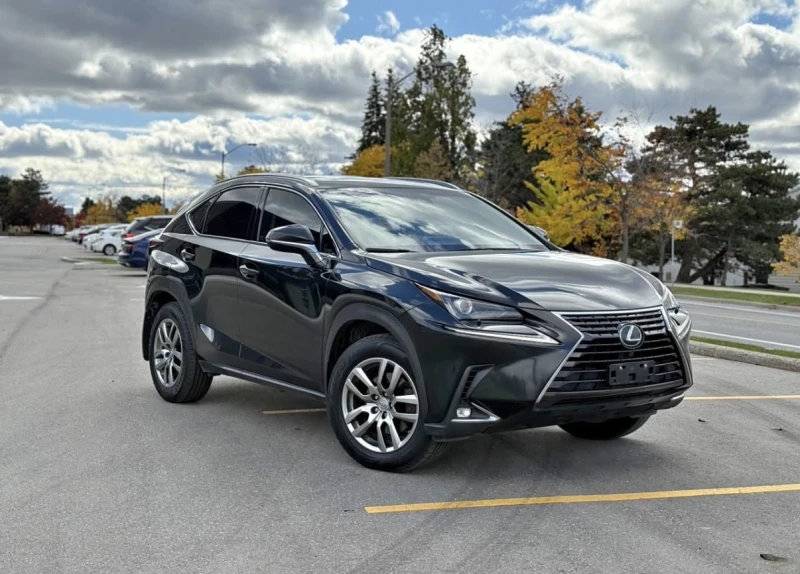 Lexus NX 300 Без инциденти * * Черен интериор * * Carfax