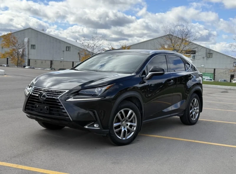 Lexus NX 300 Без инциденти * * Черен интериор * * Carfax, снимка 3 - Автомобили и джипове - 53377475