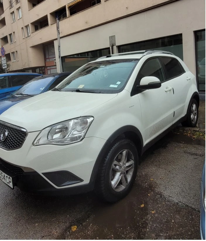 SsangYong Korando, снимка 2 - Автомобили и джипове - 48544709