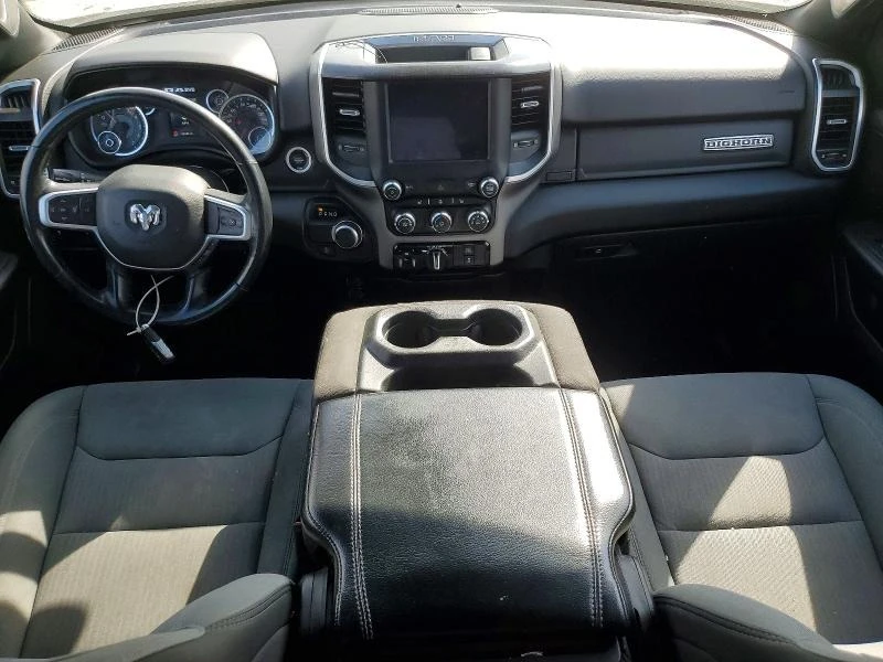Dodge RAM 1500, снимка 8 - Автомобили и джипове - 54724727