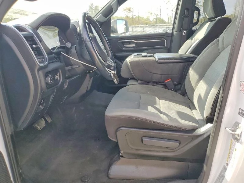 Dodge RAM 1500, снимка 7 - Автомобили и джипове - 54724727